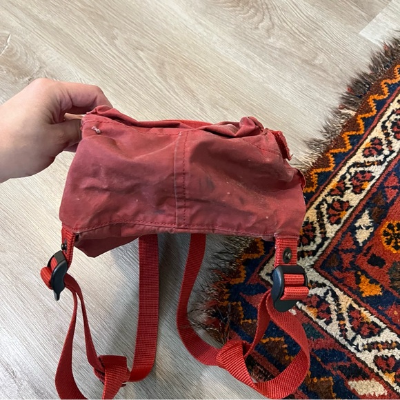Fjallraven Kanken red canvas small backpack - Picture 4 of 7